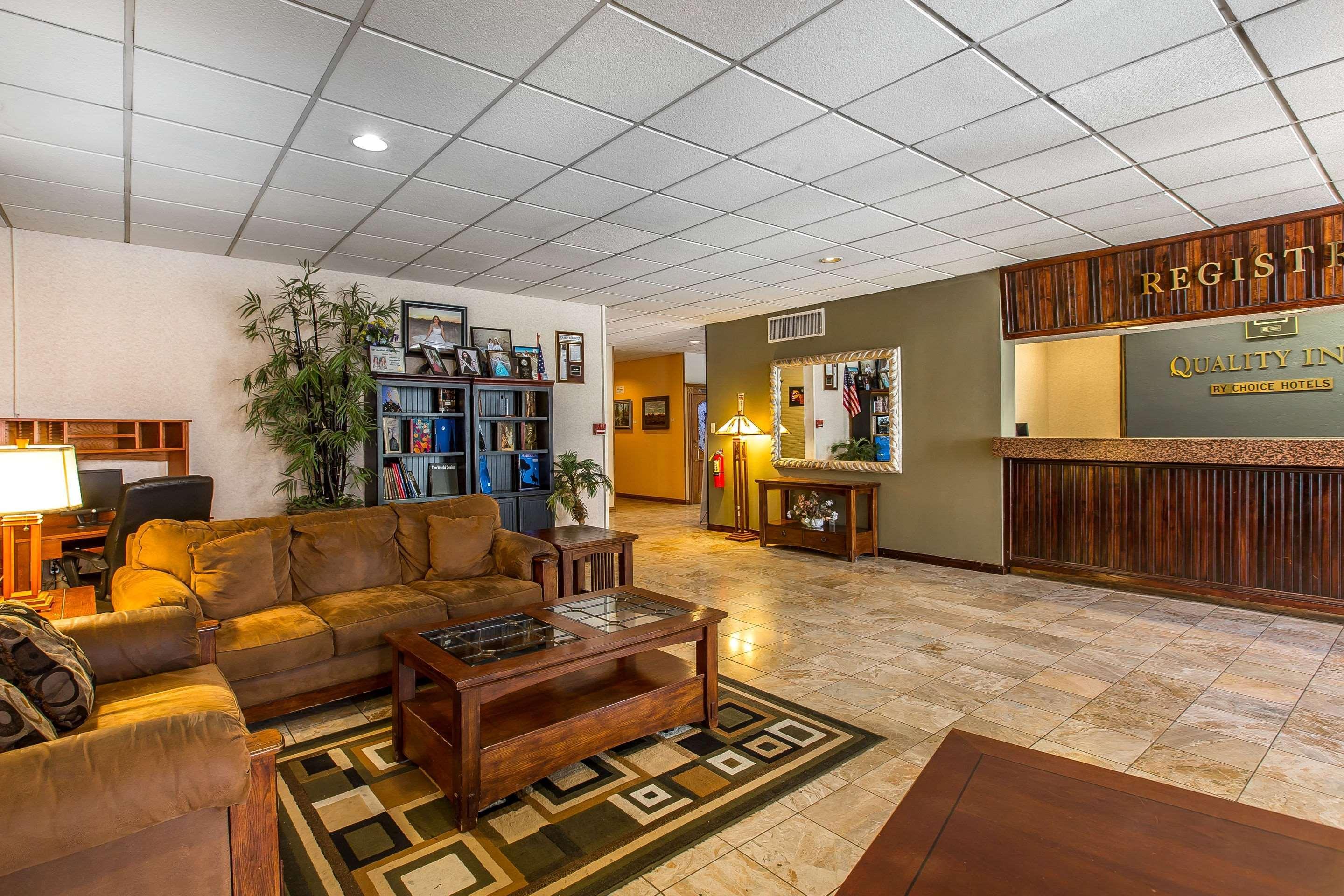 Inn Quality On Historic Route 66 2*