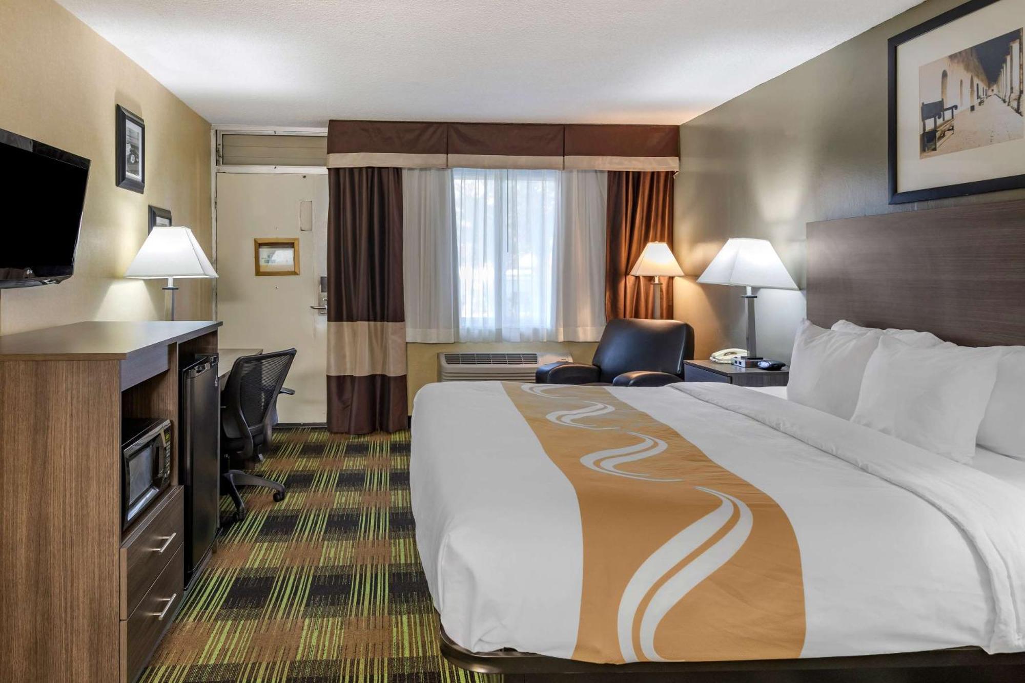 Inn Quality On Historic Route 66 2*
